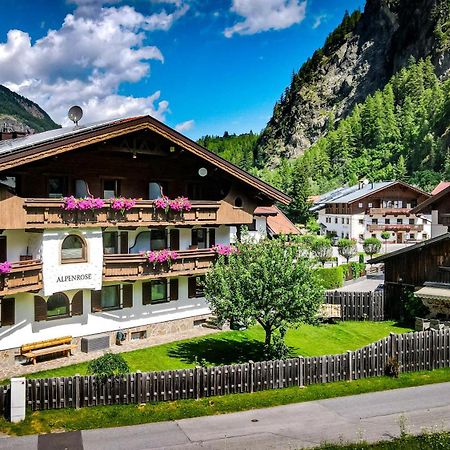 Ferienwohnung Haus Alpenrose Längenfeld Exterior foto