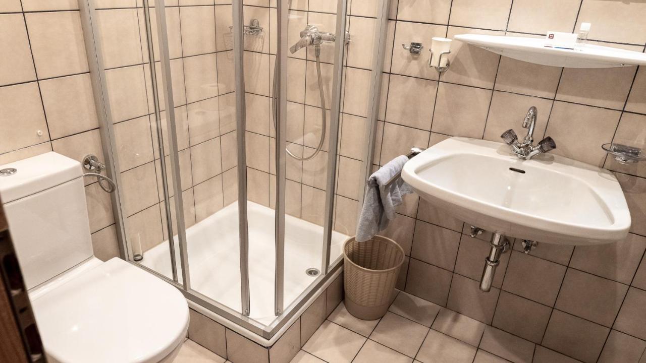 Ferienwohnung Haus Alpenrose Längenfeld Exterior foto
