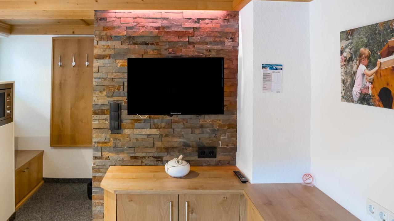 Ferienwohnung Haus Alpenrose Längenfeld Exterior foto