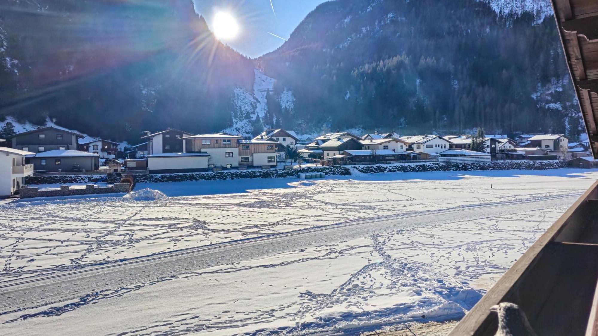 Ferienwohnung Haus Alpenrose Längenfeld Exterior foto